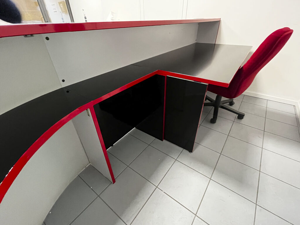 proview-restyling-negozi-rivestimenti-interior-decoration-2